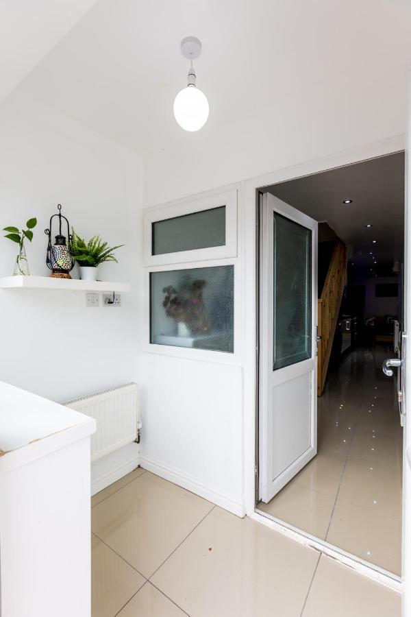 Comfortable Stay In Shirley, Solihull - Room-2 Exteriör bild