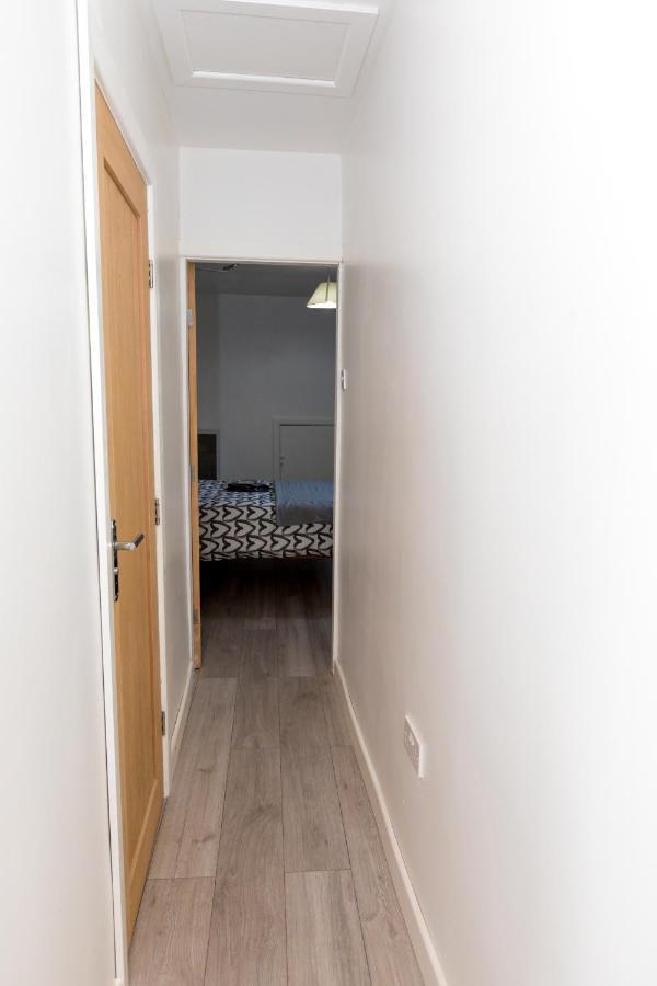 Comfortable Stay In Shirley, Solihull - Room-2 Exteriör bild
